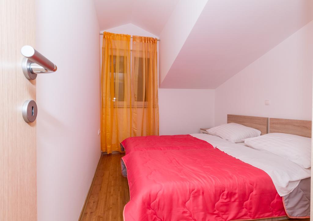 Apartments Villa-Ines Center فوديس المظهر الخارجي الصورة