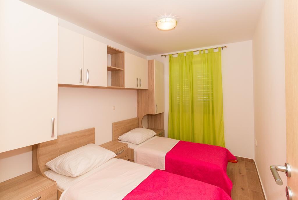 Apartments Villa-Ines Center فوديس المظهر الخارجي الصورة